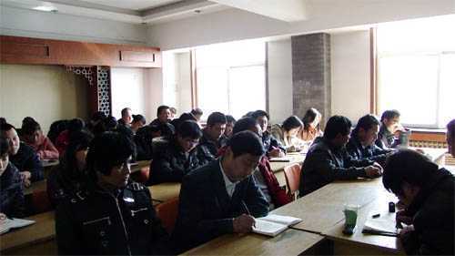 跃迪电动汽车2012届职工会议胜利召开高清图片