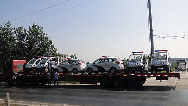 魏县购置警用电动汽车再次发车