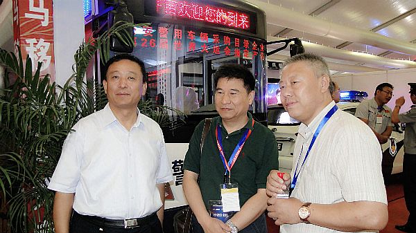 新宇宙电动车参加道路交通安全展会圆满成功