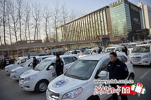 燕赵都市网:石家庄40辆新能源电动环境执法车上路执法