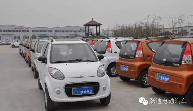 南京展持续进行中---跃迪电动汽车询价订单捷报频传
