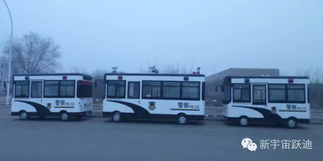 跃迪移动警务室批量发车邢台—零距离服务群众