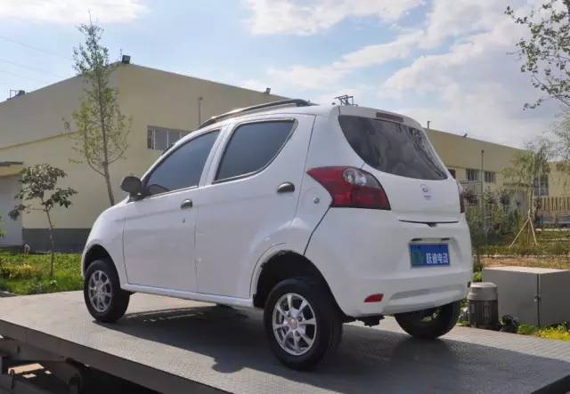 电动汽车,电动轿车,新电动汽车