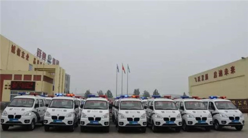 电动巡逻车