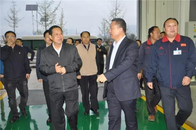 全国政协副主席刘晓峰到跃迪集团旗下陕西跃迪新能源汽车有限公司调研