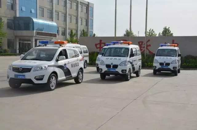 跃迪电动城管综合执法车发往邢台