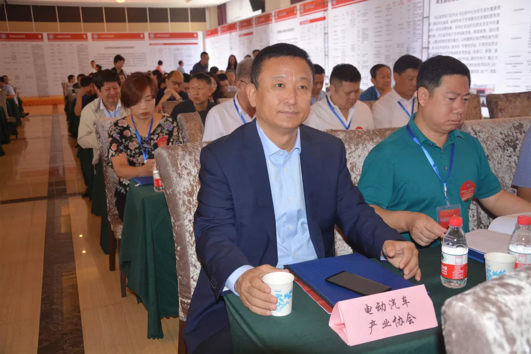 跃迪集团董事长吕洪涛出席