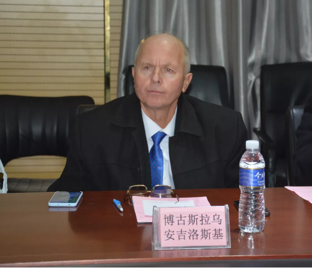 【定位全球 迈向欧洲】欧洲马其顿阿利捷买都有限公司董事长博古斯拉乌到跃迪集团参观考察