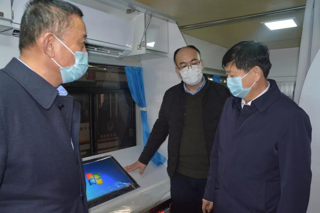 省委常委、石家庄市委书记邢国辉莅临跃迪集团调研考察防疫工作站生产情况