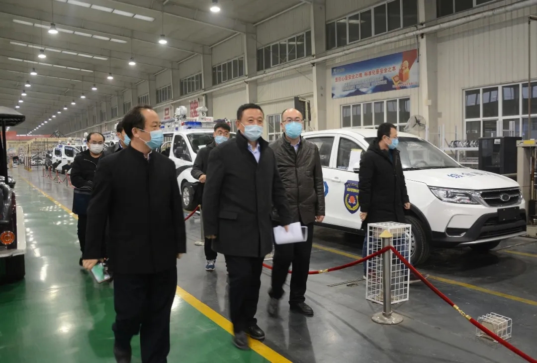河北省工信厅厅长龚晓峰莅临跃迪集团考察防疫工作站生产情况