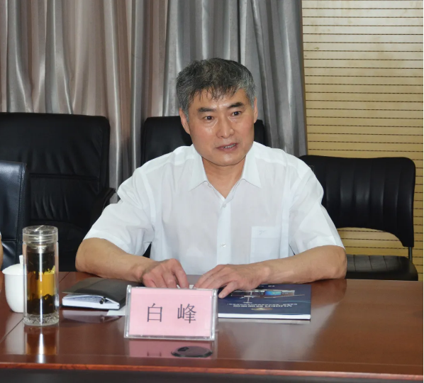 石家庄市中级人民法院党组书记、院长白峰到跃迪集团调研