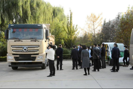 市委副书记詹晓阳一行到跃迪集团参观考察