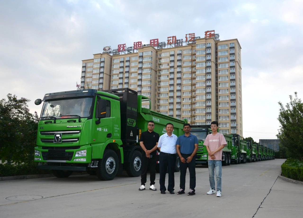 一路一带丨印度客商到跃迪集团参观洽谈合作