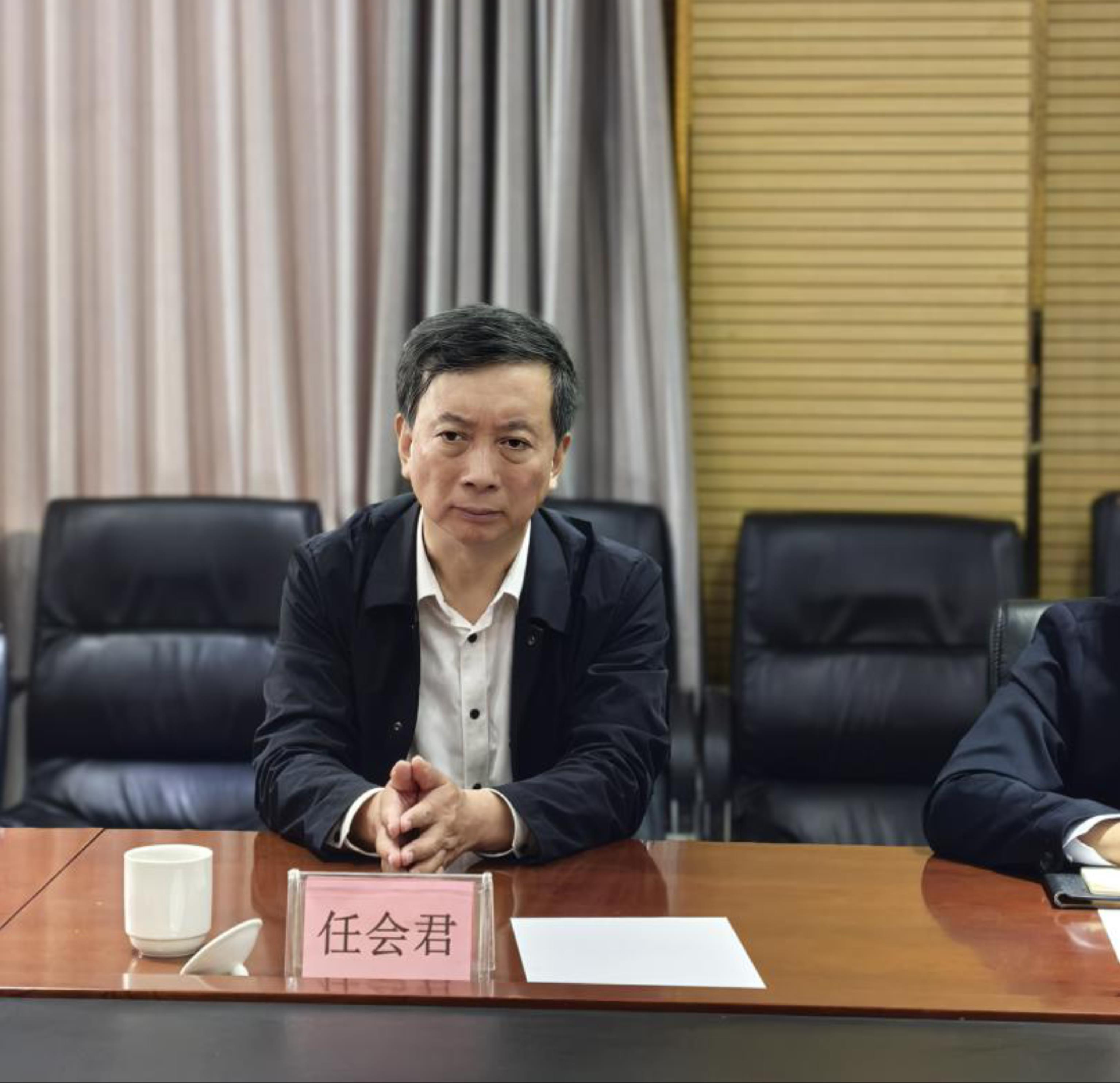 河北省商务厅副厅长任会君一行到跃迪集团调研