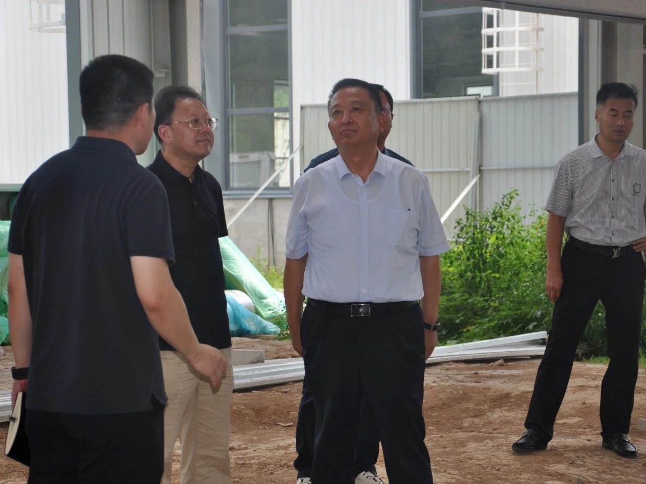 赣锋锂业集团董事长李良彬莅临跃迪集团参观指导